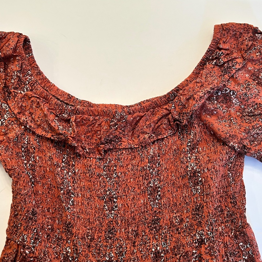 maurices Off Shoulder Smocked Peasant Top Rust Floral‎ Print Short Sleeve Large